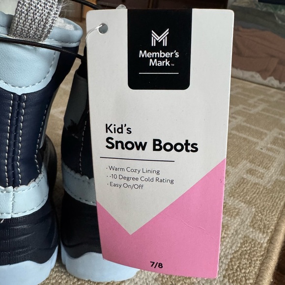 Jordan Logo Leggings + Member’s Mark Snow Boots Black Blue 2-Piece Gift Set 24M - Picture 13 of 14